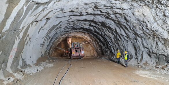 Tunnel 2 - Left Branch Excavation