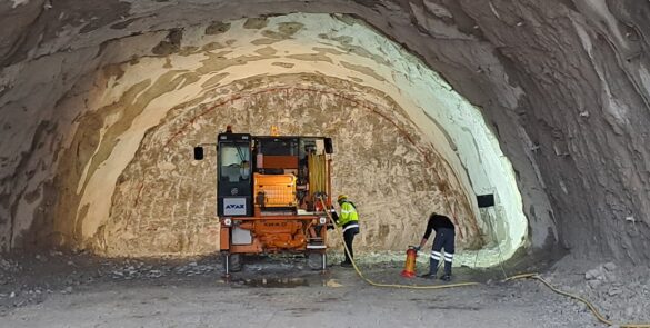 Tunnel 2 - Left Branch