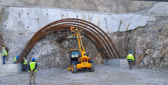 Tunnel 2 - Τunnel Face Support