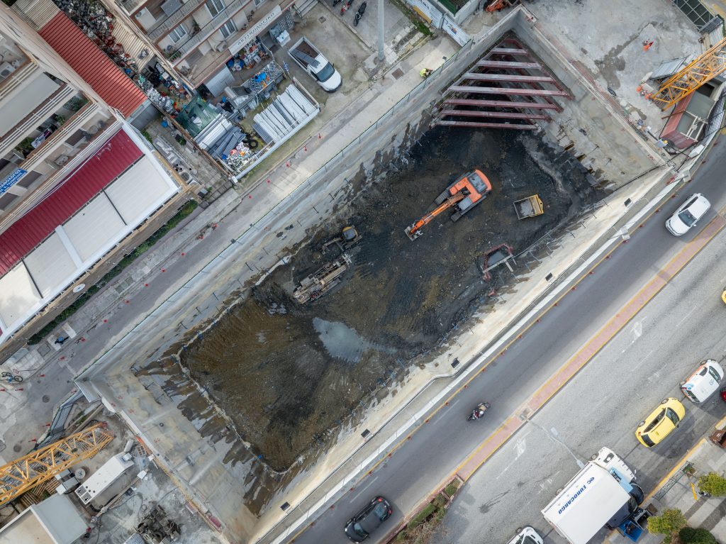 Galatsi Station - Main C&C Box