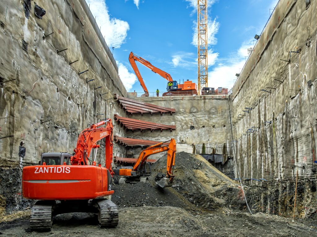 Galatsi Station - Main C&C Box